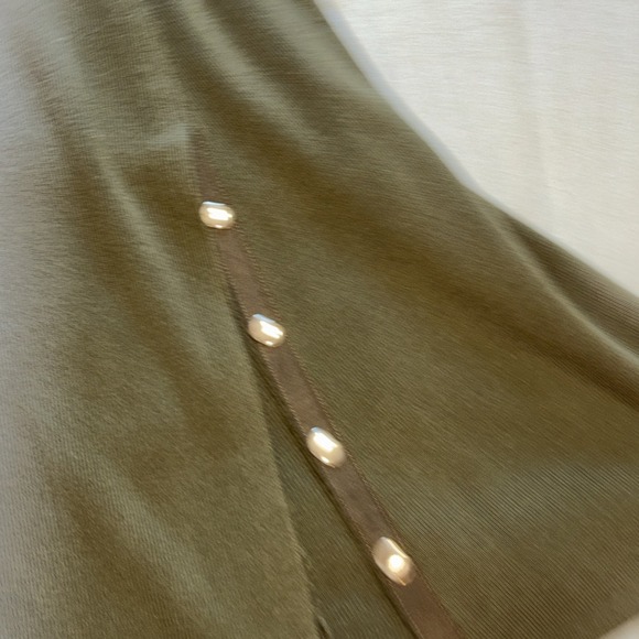 Chico's Poncho S/M Olive Green Gold Button Embellishment Ribbed Lagenlook Luxury - Picture 7 of 9